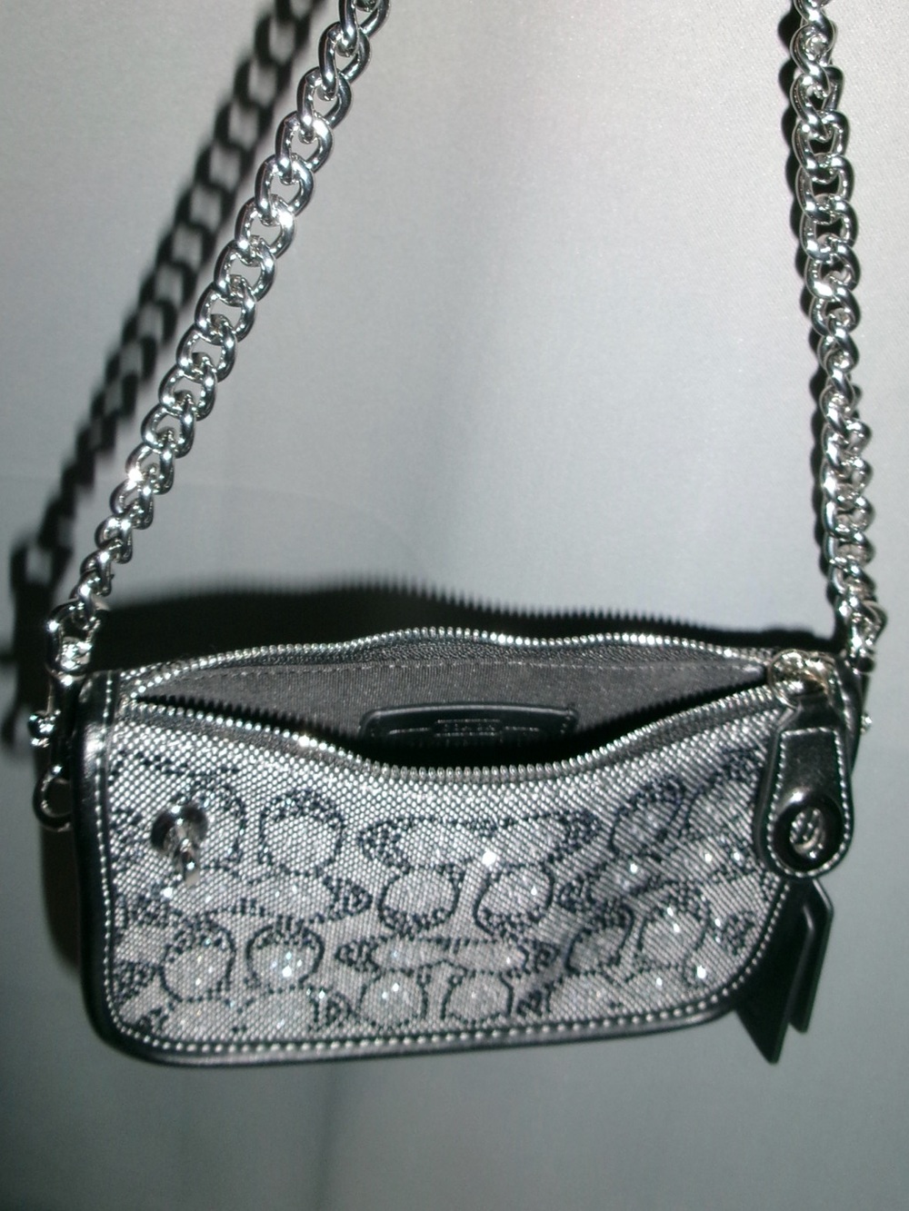 Coach Black Swinger Shoulder bag with silver chain NWOT - Picture 5 of 11